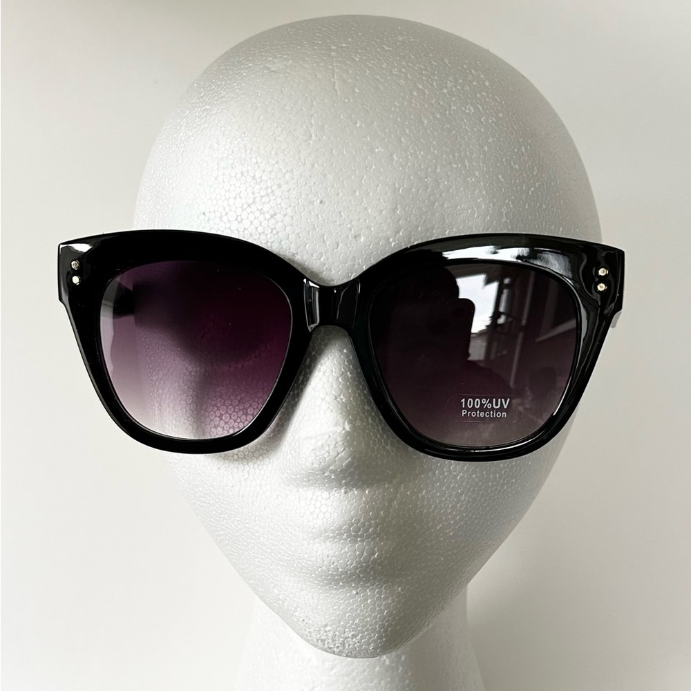 NWT LOFT Large Black Women’s Sunglasses